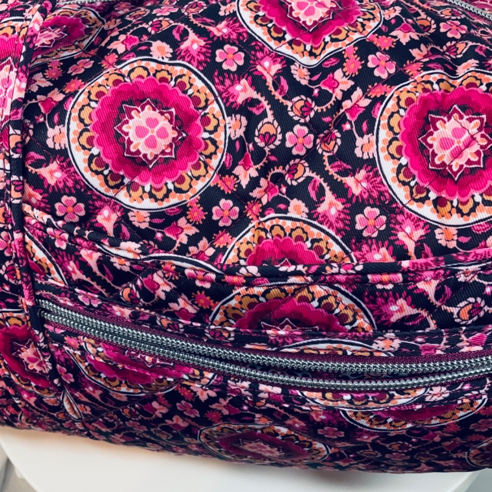 🌸Vera Bradley Small Travel Duffel Duffle Bag Suitcase Spring Break - Picture 6 of 10